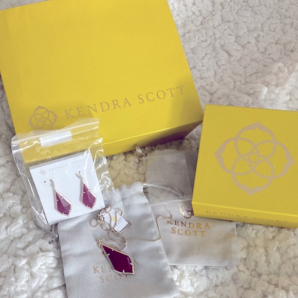 Kendra Scott Jewelry - Kendra Scott